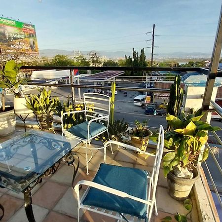 Primerose Residences - Near Mactan-Cebu International Airport Lapu-Lapu City Eksteriør bilde